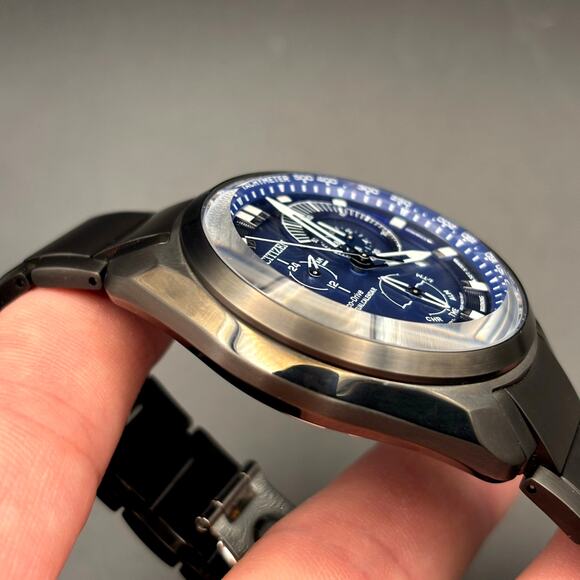 Citizen BL5607-54L Men’s Eco-Drive Sport Chronograph Blue Dial Black IP NIBWT - Picture 9 of 17